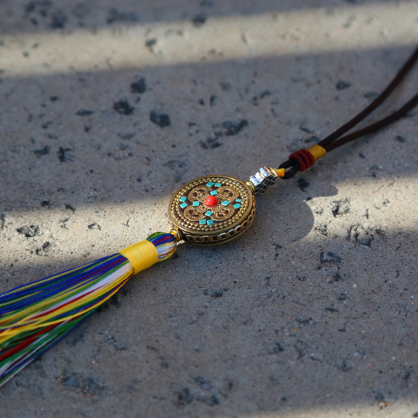 Tibetan Buddhist Vajra Color Tassel Protection Keychain Zipper Charm, Buddhism Rearview Mirror Charm, Chinese FengShui Car Charm Lanyard Keychain (R)