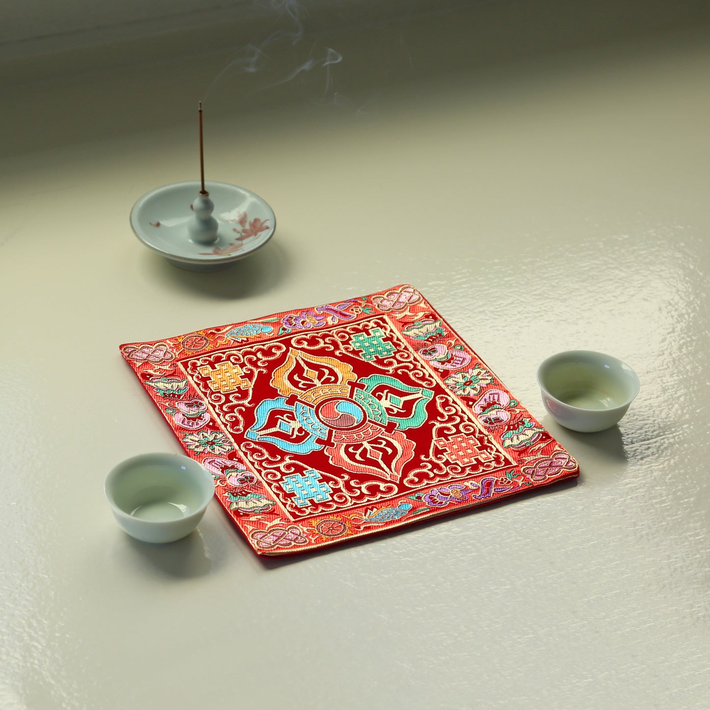 Tibetan Buddhist Cross Vajra Silk Brocade Shrine Table Cover Altar Cloth, 8”X8”, Red/Blue/Yellow