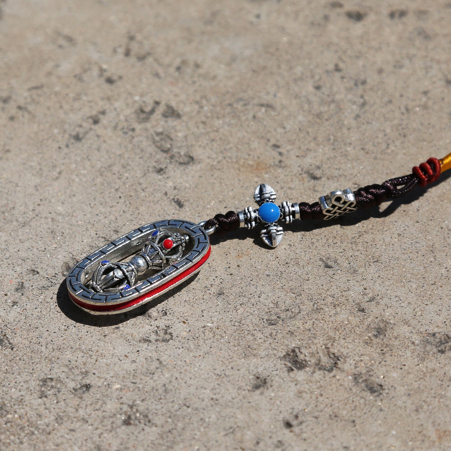 Spinning Tibetan Buddhist Vajra Protection Zipper Charm, Buddhism Rearview Mirror Charm, Tibetan Style Keychain Car Charm (R)