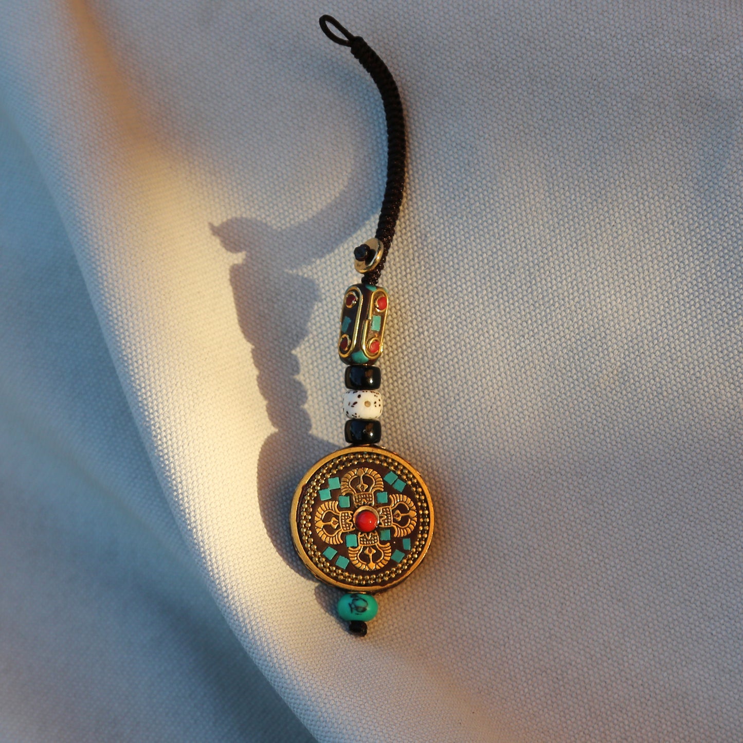 Tibetan Buddhist Vajra Protection Keychain Zipper Charm, Buddhism Rearview Mirror Charm, Chinese FengShui Car Charm Lanyard Keychain (R)
