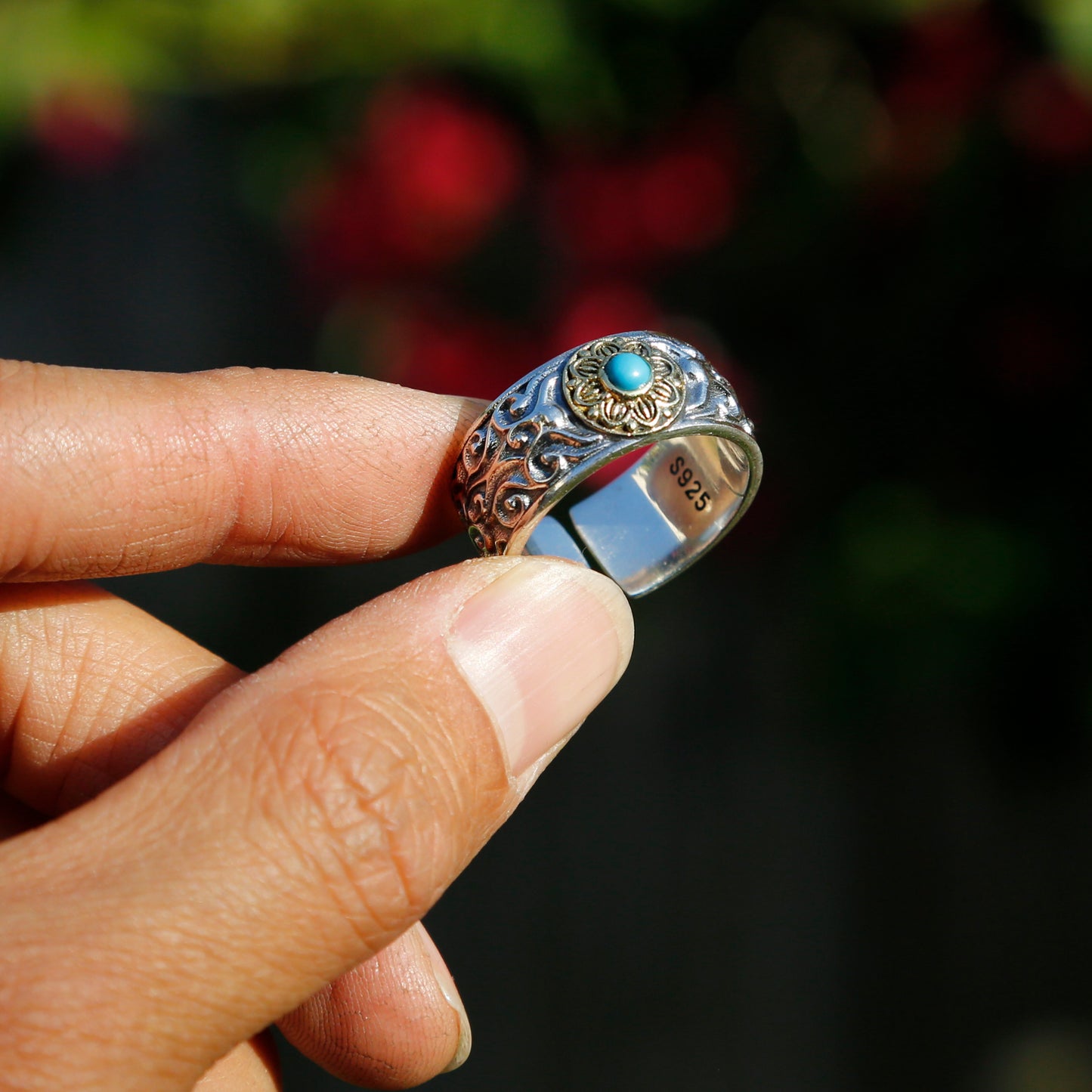 Vintage Style Embossed Auspicious Cloud Adjustable Sterling Silver Ring - ZentralDesigns