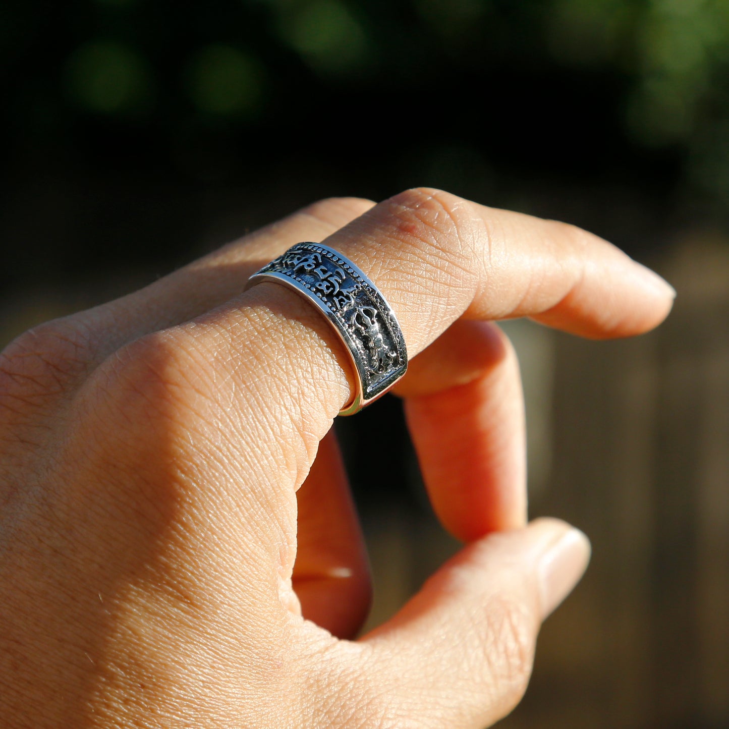 Tibetan Buddhist Prayers Vajra OM Silver Ring, Buddhism Symbols Mens Ring - ZentralDesigns