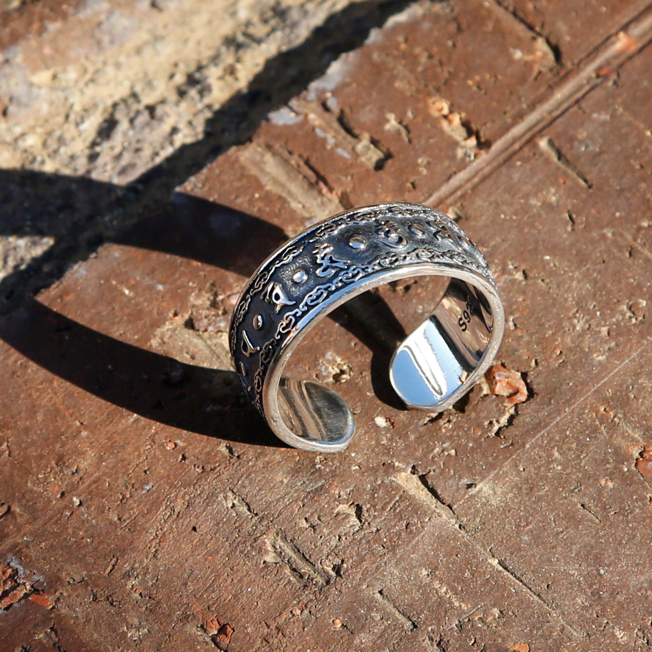 Adjustable Tibetan Buddhist Prayers Sterling Silver Ring, Mens Meditation Ring, Buddhist Symbol Ring - ZentralDesigns