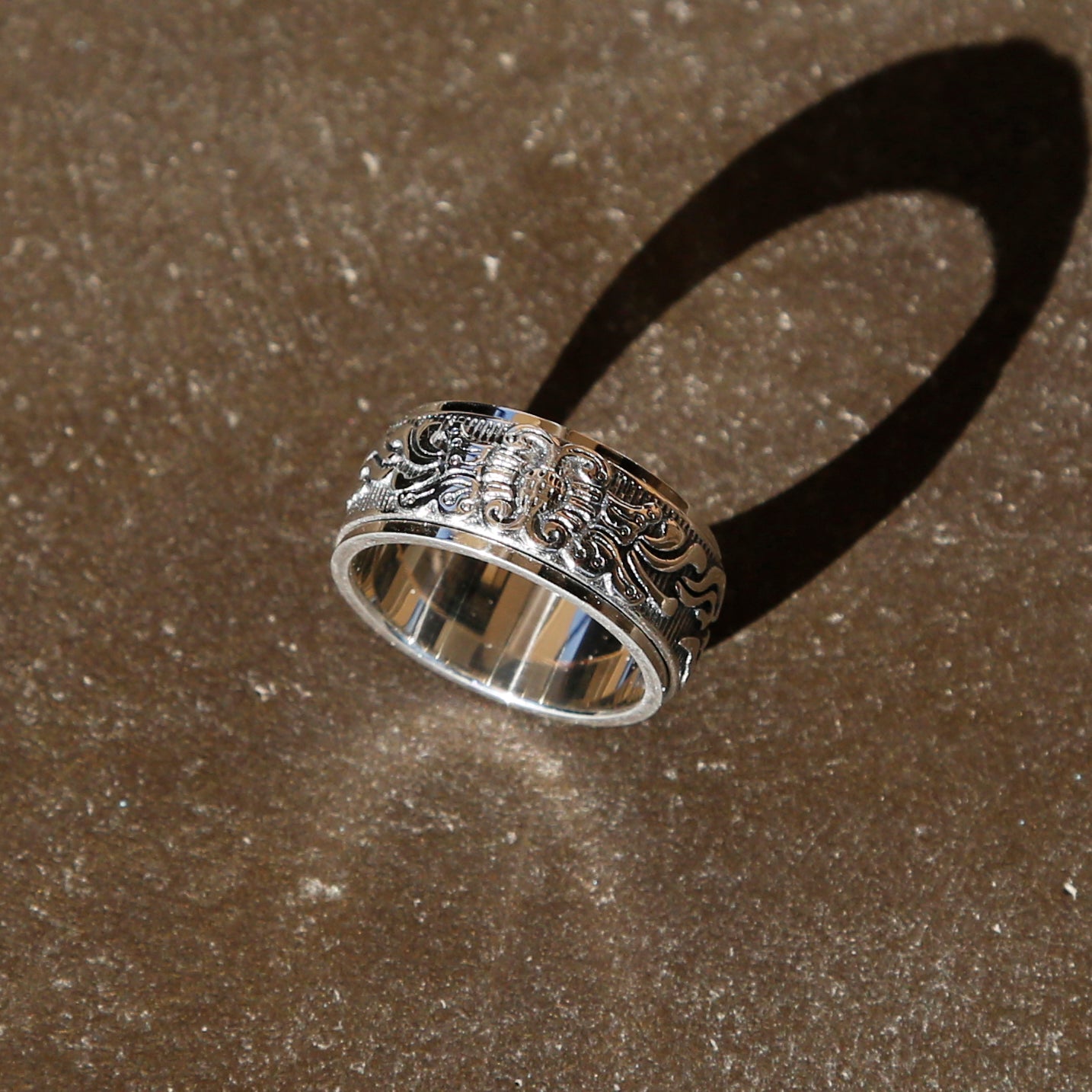 Embossed Butterfly Sterling Silver Spinner Ring, Vintage Style Meditation Ring - ZentralDesigns
