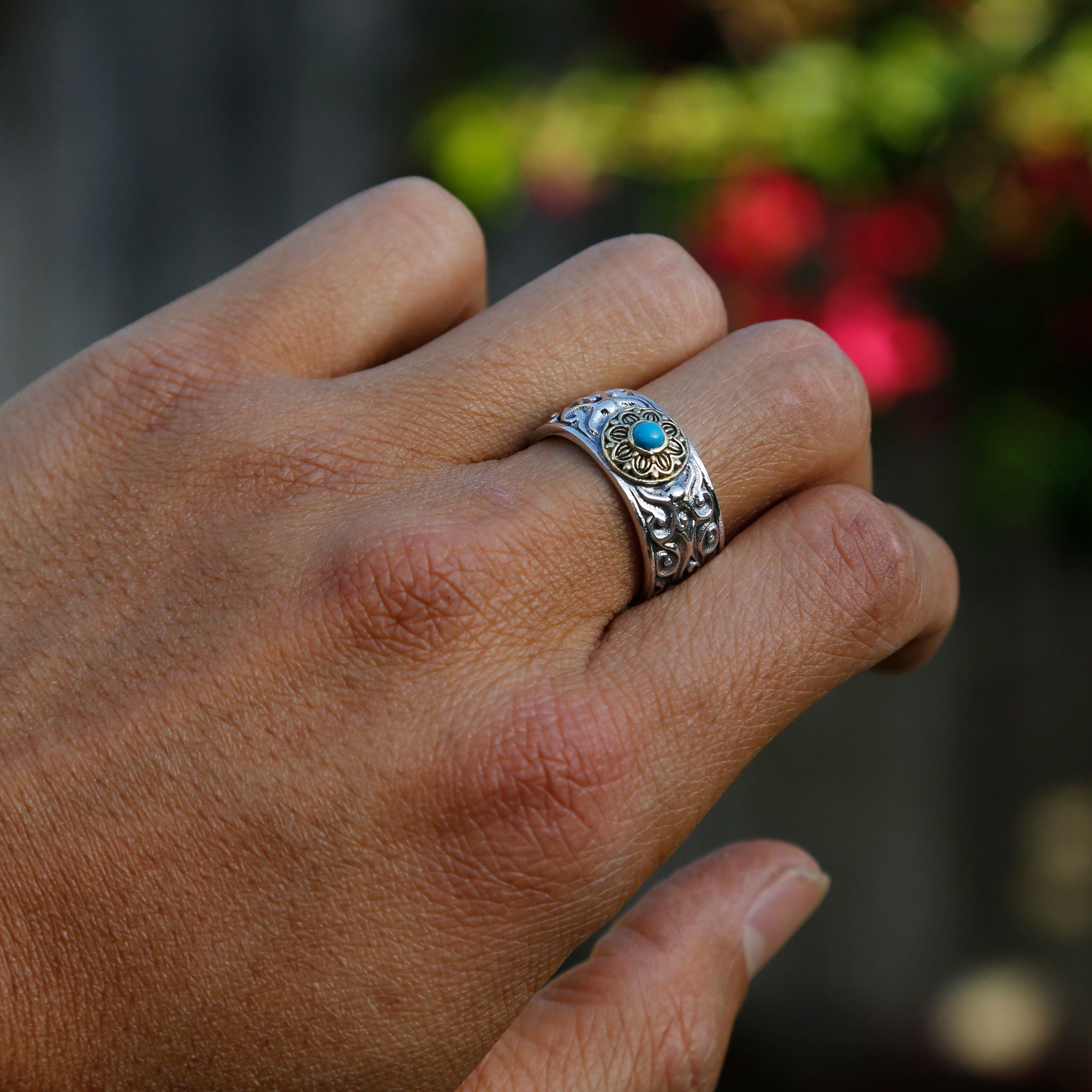 Vintage Style Embossed Auspicious Cloud Adjustable Sterling Silver Ring - ZentralDesigns