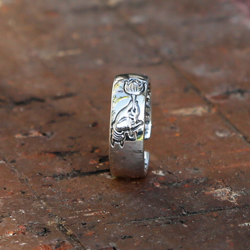 Praying Hand with Buddhist Sutra Sterling Silver Ring, Tibetan Buddhism Ring - ZentralDesigns