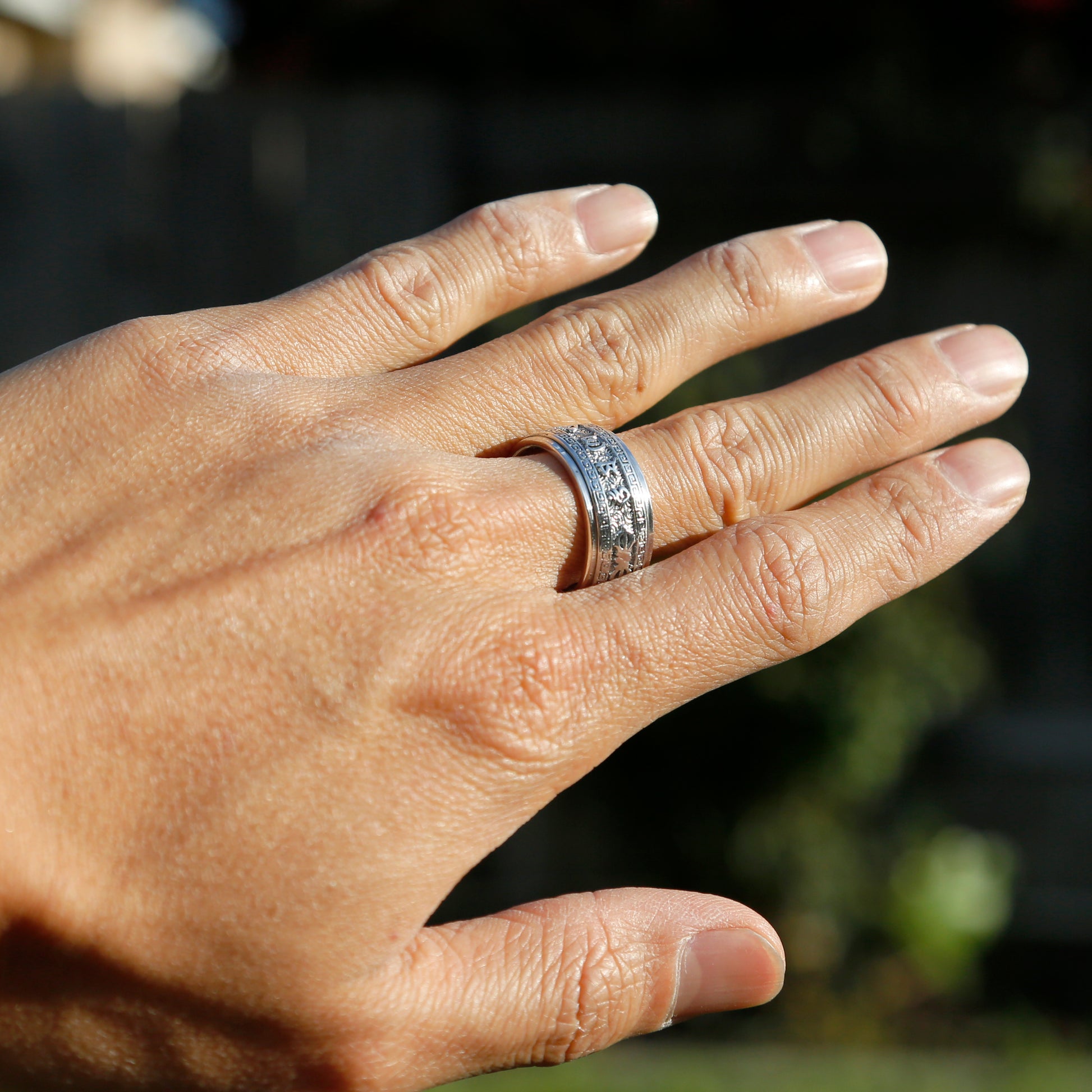 Tibetan Buddhist Symbol Vajra & Prayers Sterling Silver Spinner Ring, Mens Meditation Ring - ZentralDesigns